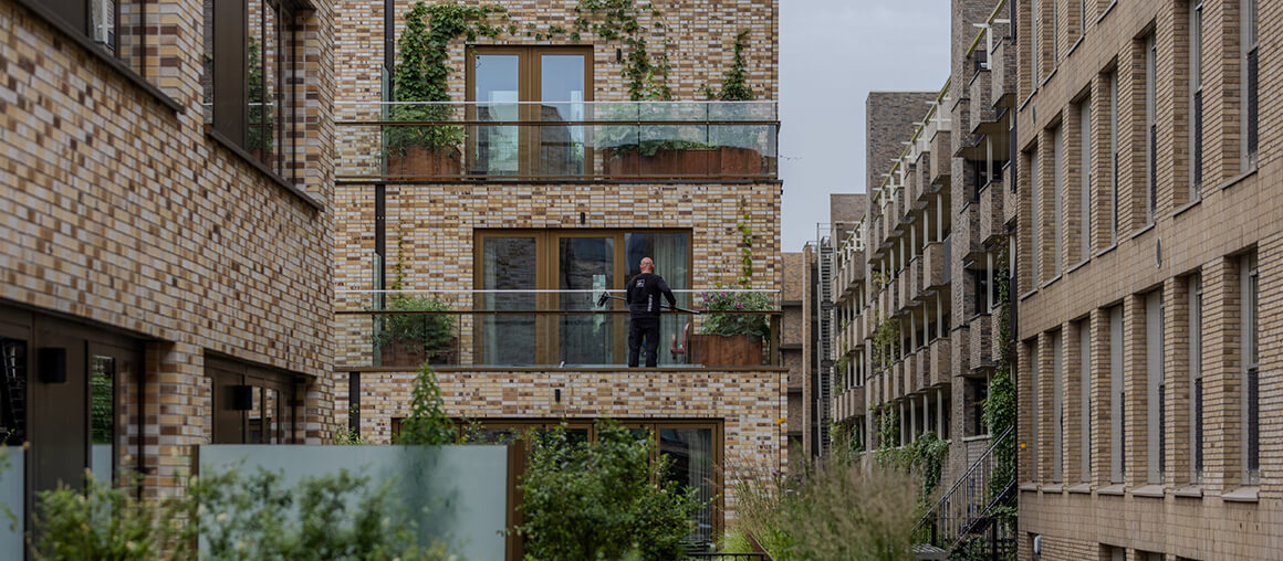 Hoogwerker glazenwasserij Amsterdam