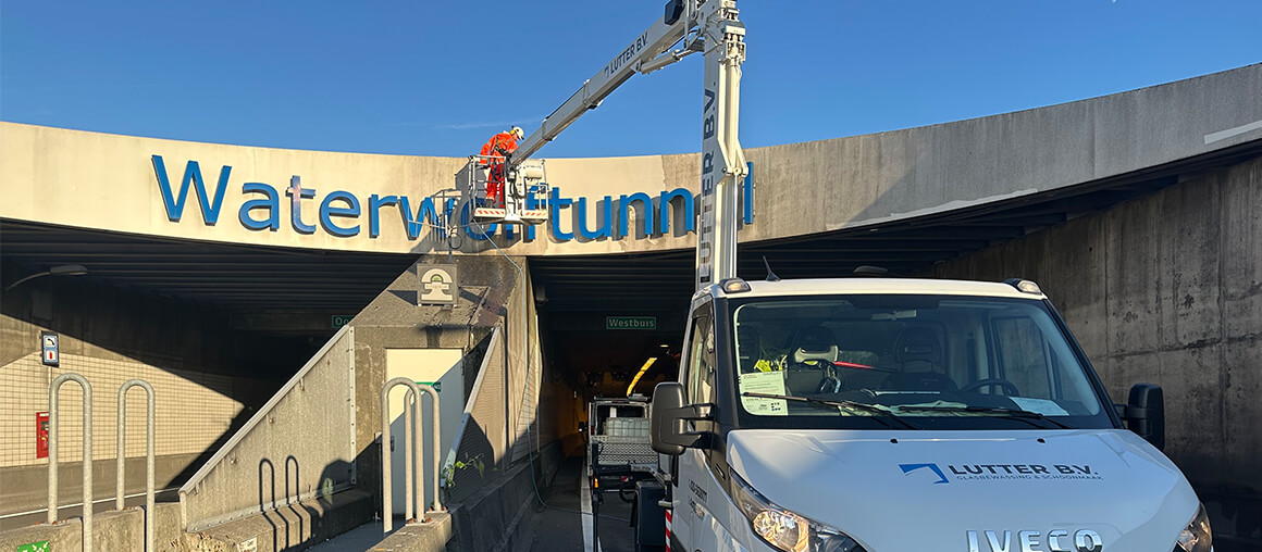 Gevel beplating reiniging Amsterdam